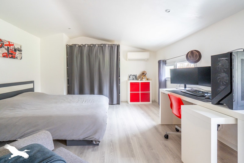 Vente Maison ST MORILLON - 8 pièces -300 m² - (33650)