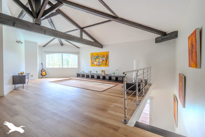 Vente Maison ST MORILLON - 8 pièces -300 m² - (33650)