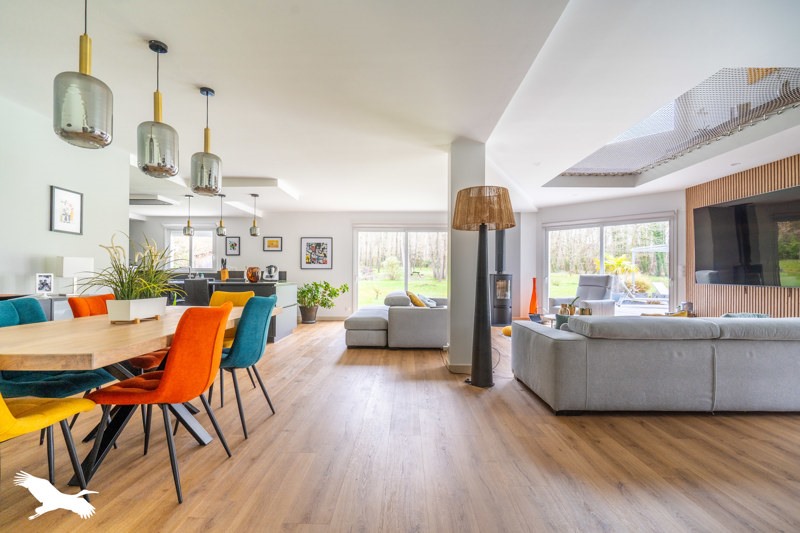 Vente Maison ST MORILLON - 8 pièces -300 m² - (33650)