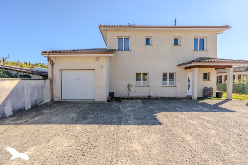 Vente Maison ST SELVE - 4 pièces -132 m² - (33650)