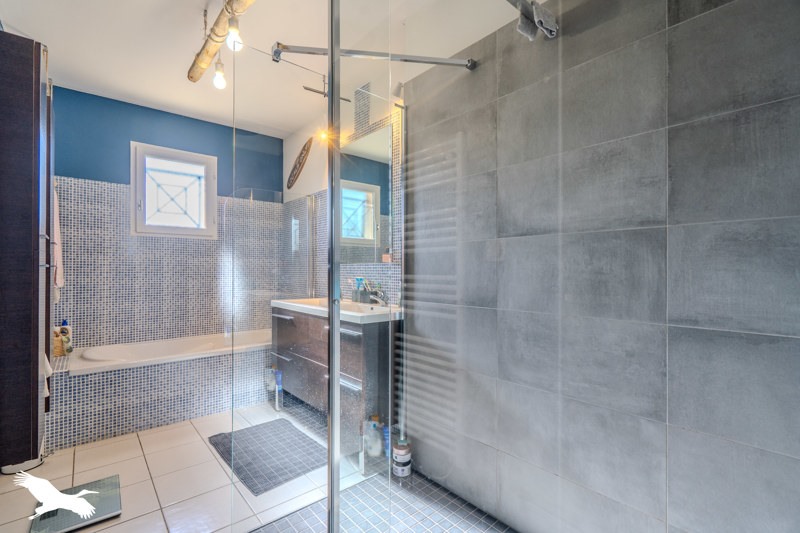 Vente Maison SAUCATS - 6 pièces -163 m² - (33650)