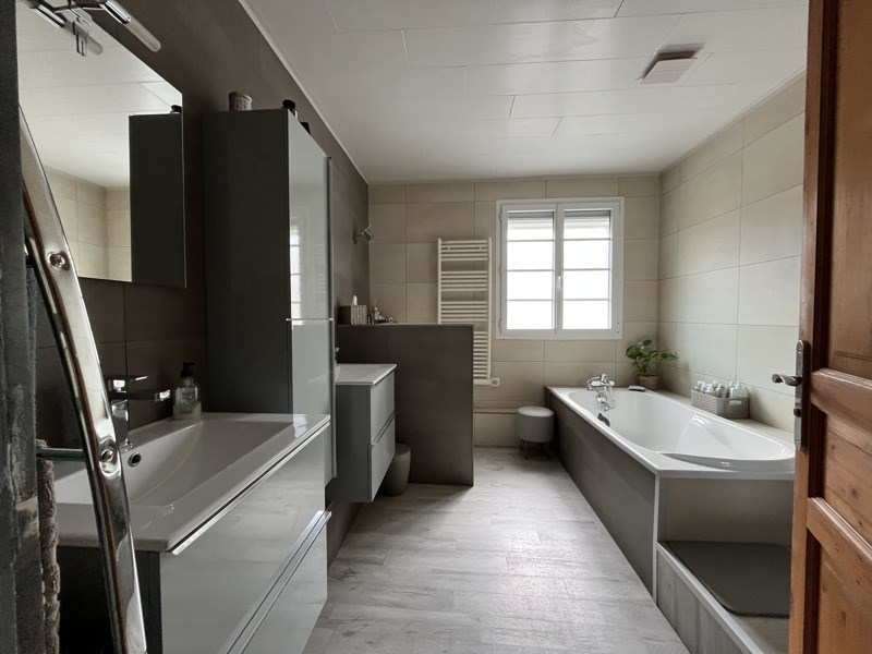 Vente Maison BEAUTIRAN - 5 pièces -135 m² - (33640)