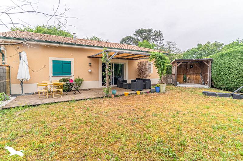 Vente Maison ST MORILLON - 6 pièces -142 m² - (33650)