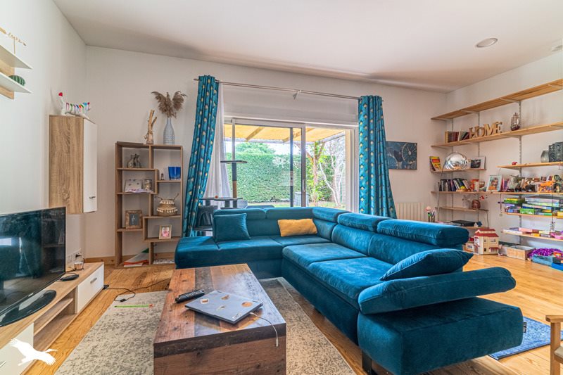 Vente Maison ST MORILLON - 6 pièces -142 m² - (33650)