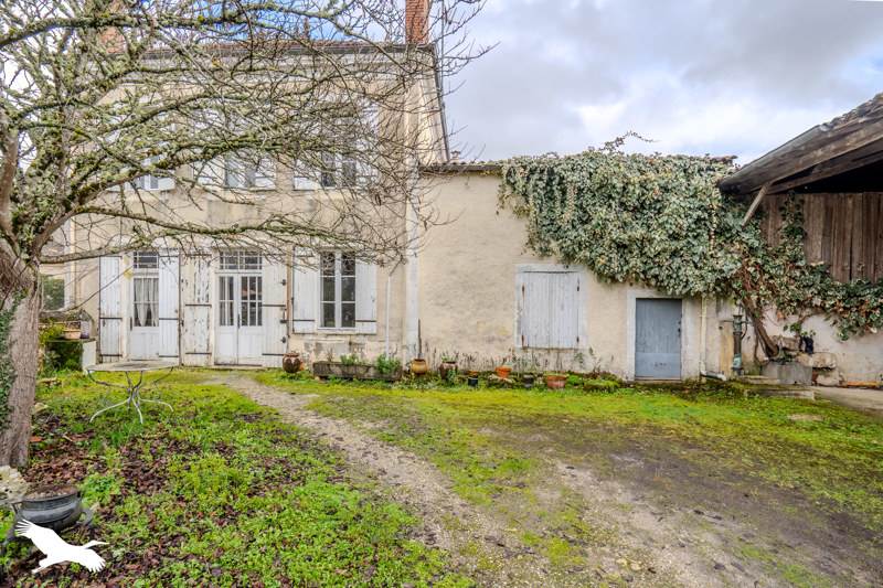 Vente Maison LANDIRAS 33720 8 pièces - 212 m²