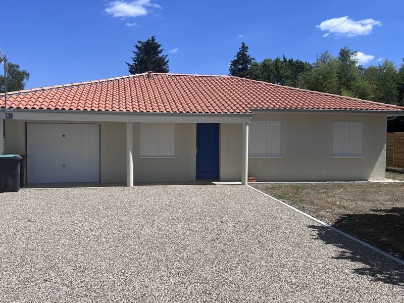 Vente Maison ST SELVE - 4 pièces -101 m² - (33650)