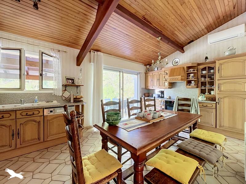 Vente Maison La Brède - 8 pièces -184 m² - (33650)