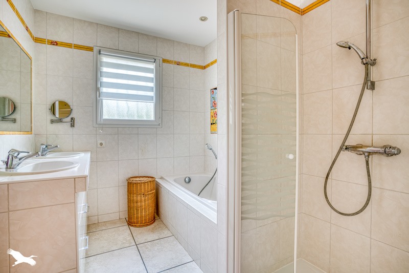 Vente Maison STE BAZEILLE - 5 pièces -125 m² - (47180)