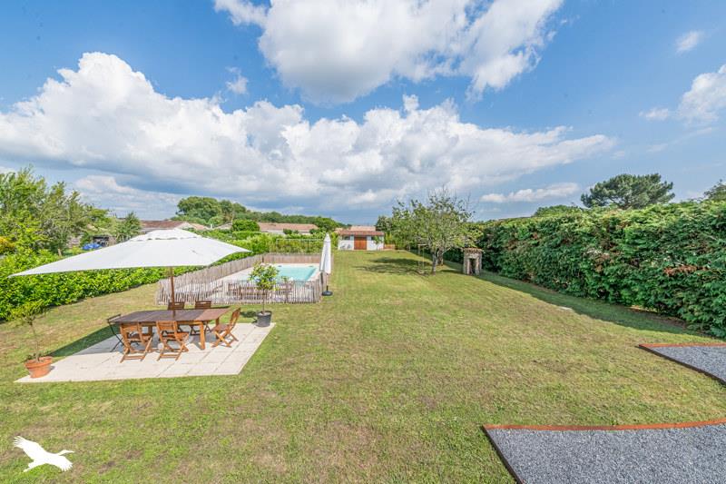 Vente Maison ST MEDARD D EYRANS - 6 pièces -182 m² - (33650)