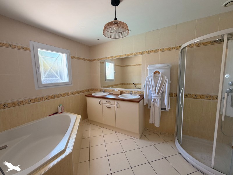 Vente Maison Léognan - 7 pièces -174 m² - (33850)