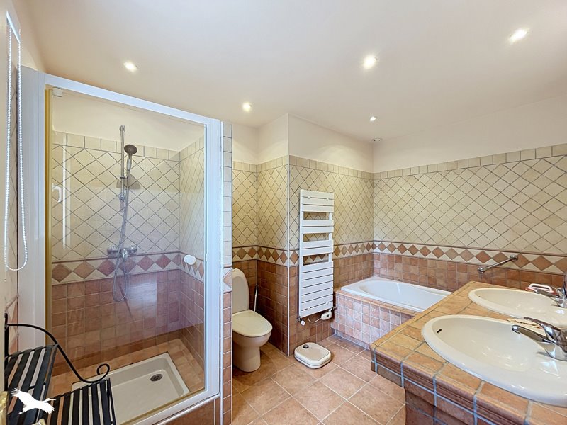 Vente Maison LEOGNAN - 5 pièces -146 m² - (33850)