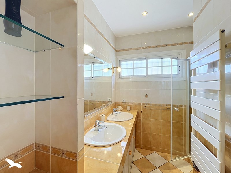 Vente Maison Léognan - 4 pièces -165 m² - (33850)