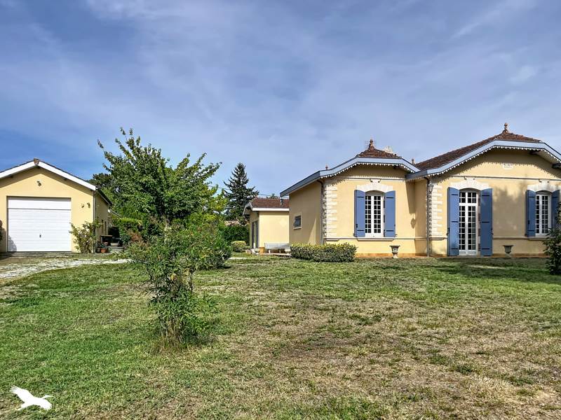 Vente Maison Léognan - 4 pièces -165 m² - (33850)