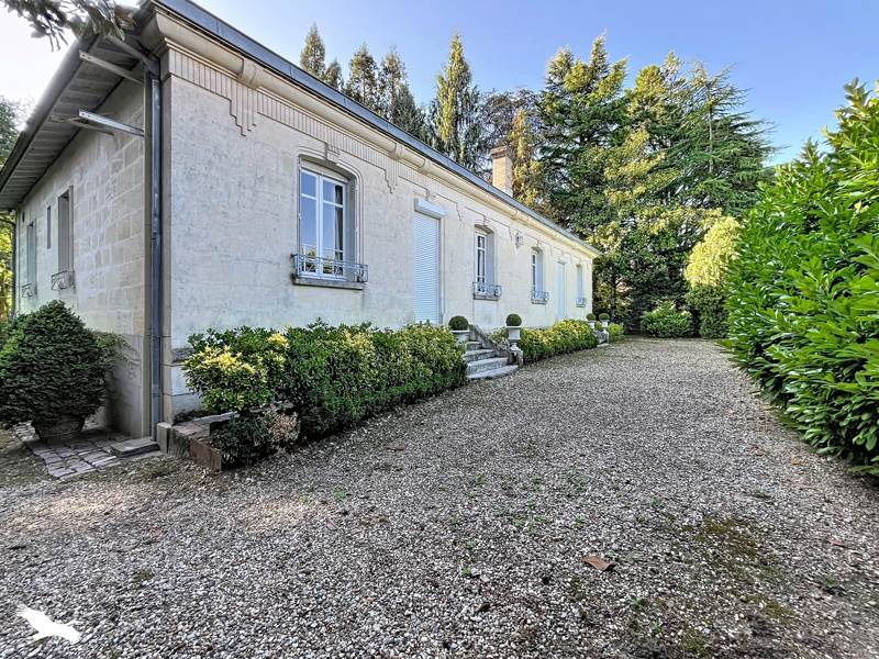Vente Maison Gradignan - 7 pièces -225 m² - (33170)