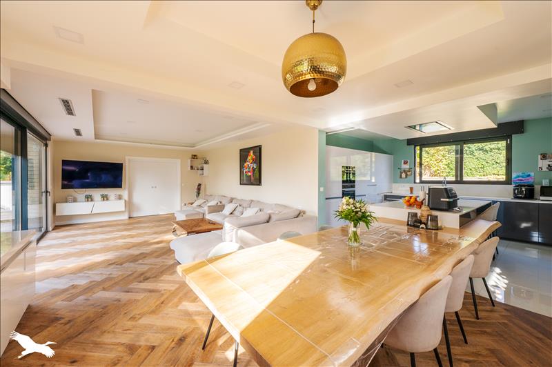 Vente Maison SOISY SOUS MONTMORENCY - 8 pièces -280 m² - (95230)