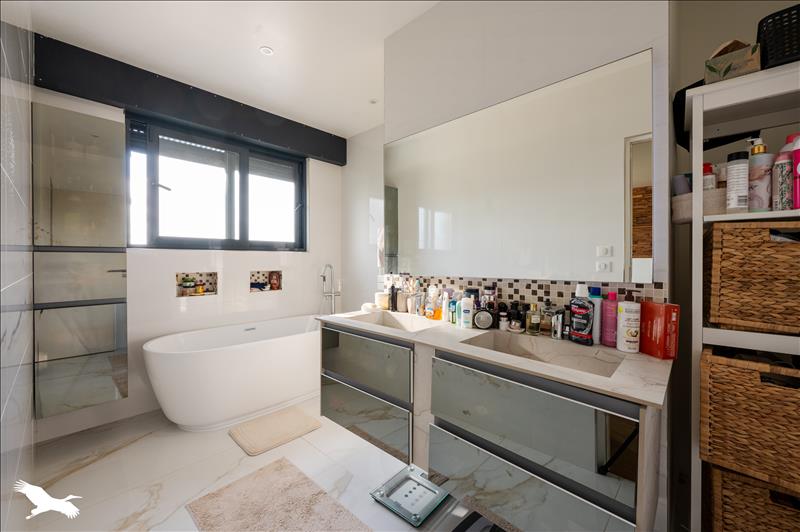Vente Maison SOISY SOUS MONTMORENCY - 8 pièces -280 m² - (95230)