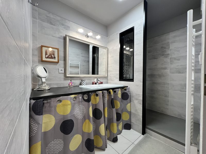 Vente Appartement ARCACHON - 3 pièces -67 m² - (33120)