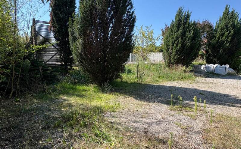 Vente Terrain LAUNAGUET - -884 m² - (31140)