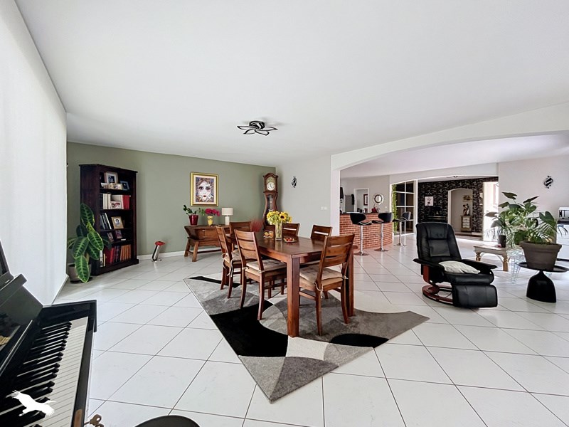 Vente Maison Saint-Alban - 8 pièces -257 m² - (31140)