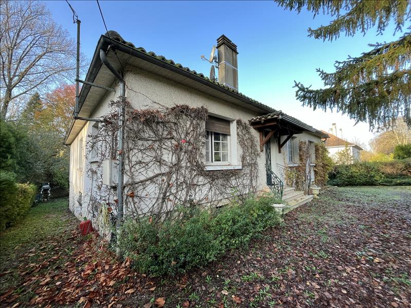 Vente Maison JAVERLHAC ET LA CHAPELLE ST ROBERT - 6 pièces -150 m² - (24300)
