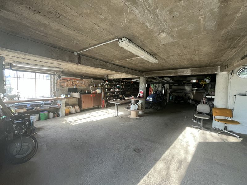 Vente Maison BUSSEROLLES - 4 pièces -324 m² - (24360)