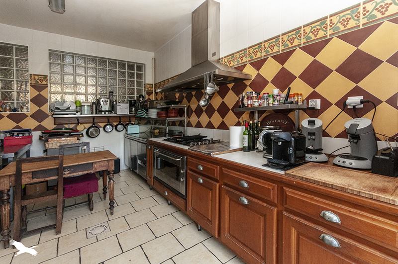 Vente Maison NONTRON - 8 pièces -550 m² - (24300)