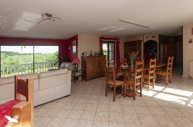 Vente Maison LE BOURDEIX - 7 pièces -167 m² - (24300)
