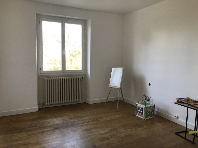 Vente Maison NONTRON - 7 pièces -148 m² - (24300)