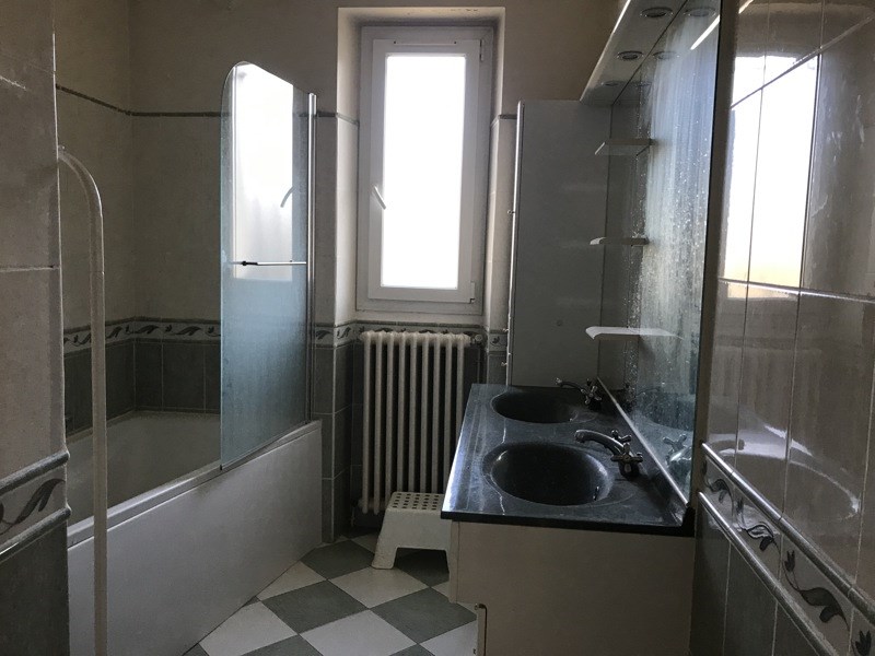 Vente Maison NONTRON - 7 pièces -148 m² - (24300)