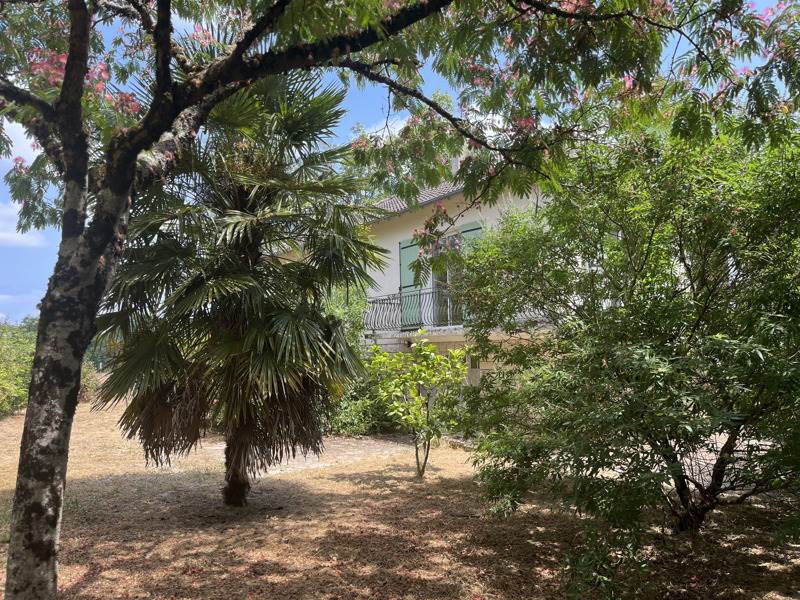 Vente Maison NONTRON - 7 pièces -148 m² - (24300)