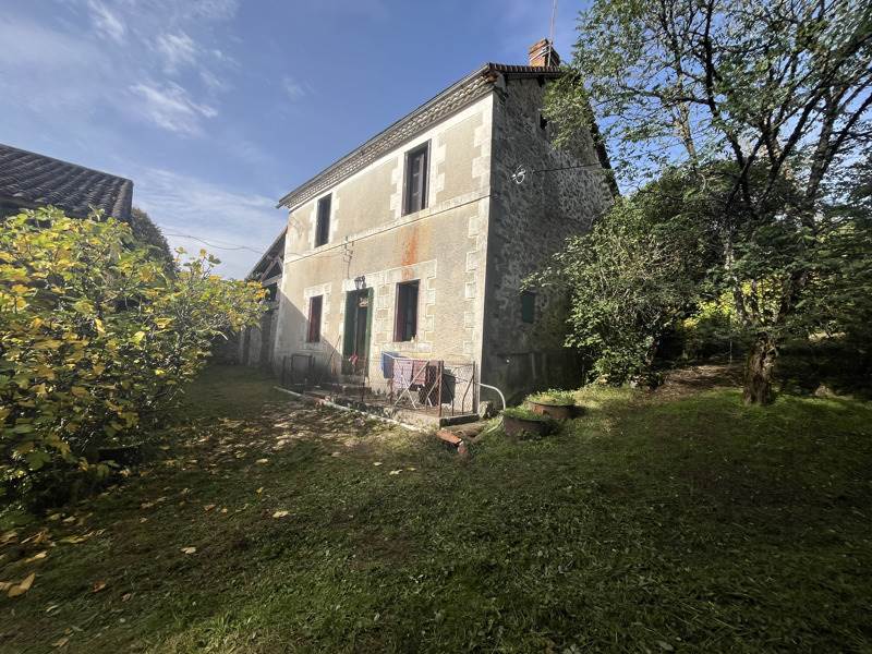 Vente Maison ABJAT SUR BANDIAT - 3 pièces -83 m² - (24300)