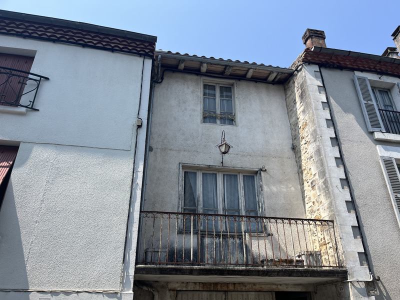 Vente Maison NONTRON - 4 pièces -66 m² - (24300)