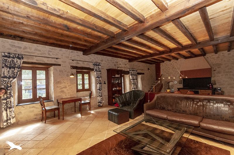 Vente Maison ABJAT SUR BANDIAT - 8 pièces -287 m² - (24300)