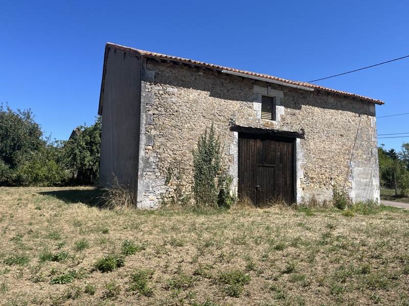 Vente Grange CHAMPS ROMAIN - - - (24470)