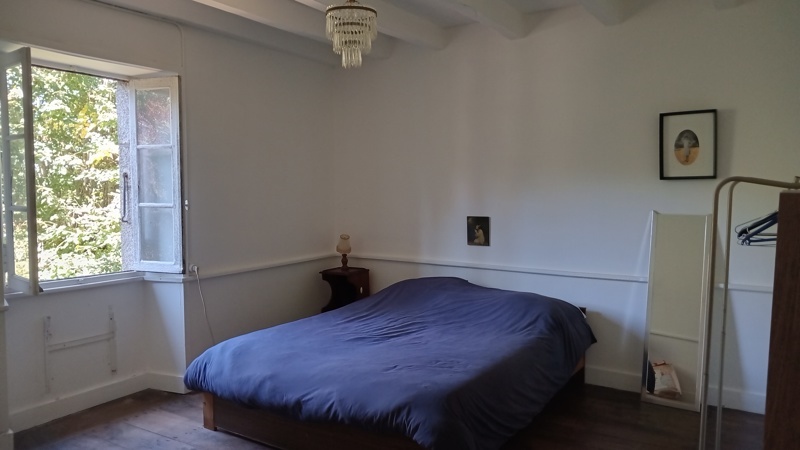 Vente Maison BUSSEROLLES - 5 pièces -131 m² - (24360)