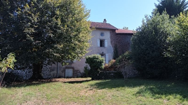 Vente Maison BUSSEROLLES - 5 pièces -131 m² - (24360)