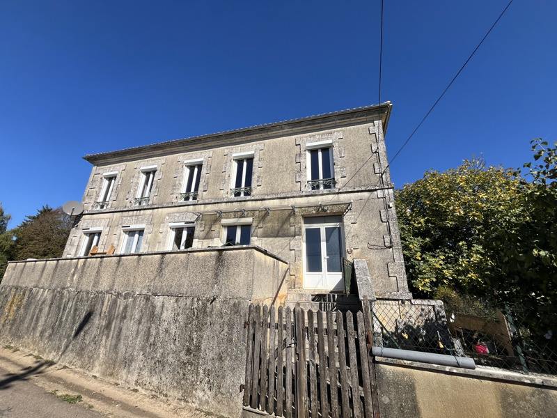 Vente Maison JAVERLHAC ET LA CHAPELLE ST ROBERT - 5 pièces -129 m² - (24300)