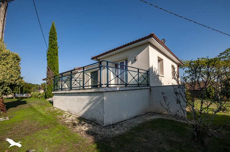 Vente Maison JAVERLHAC ET LA CHAPELLE ST ROBERT - 5 pièces -226 m² - (24300)