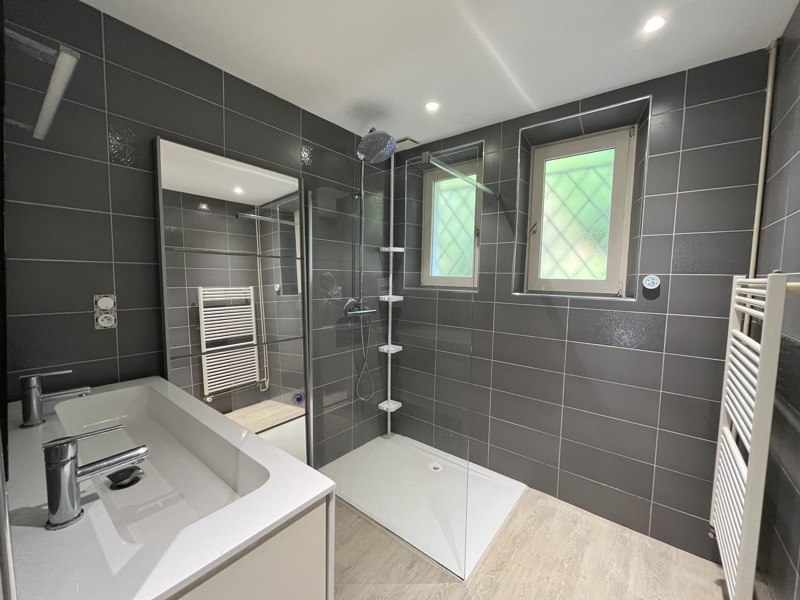 Vente Maison NONTRON - 6 pièces -139 m² - (24300)