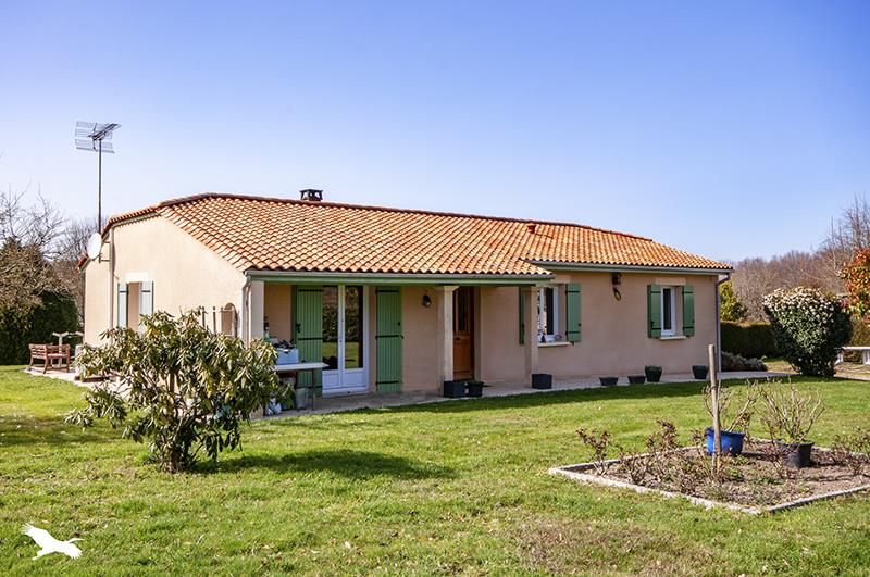 Vente Maison PIEGUT PLUVIERS - 5 pièces -104 m² - (24360)