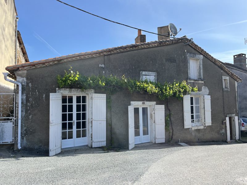 Vente Maison VARAIGNES - 4 pièces -140 m² - (24360)