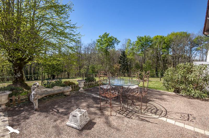 Vente Maison PIEGUT PLUVIERS - 6 pièces -223 m² - (24360)