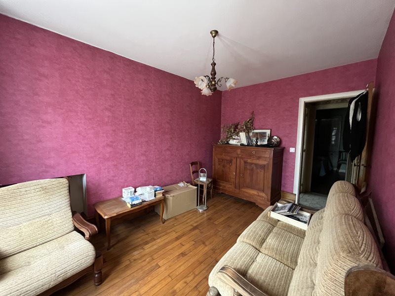 Vente Maison BUSSEROLLES - 6 pièces -123 m² - (24360)