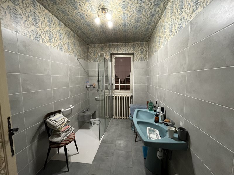 Vente Maison BUSSEROLLES - 6 pièces -123 m² - (24360)