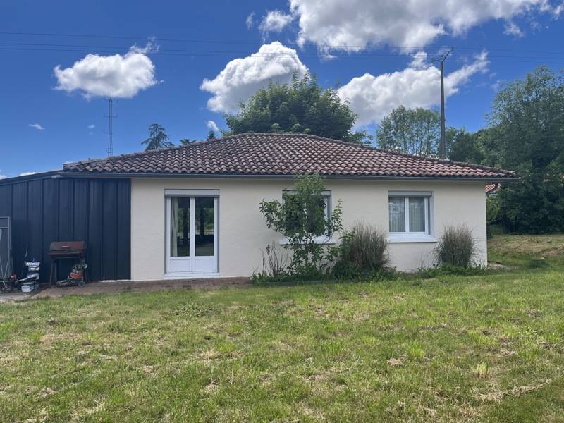 Vente Maison NONTRON - 4 pièces -75 m² - (24300)