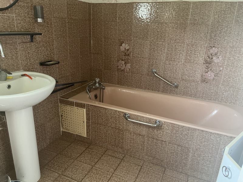 Vente Maison BUSSEROLLES - 7 pièces -130 m² - (24360)