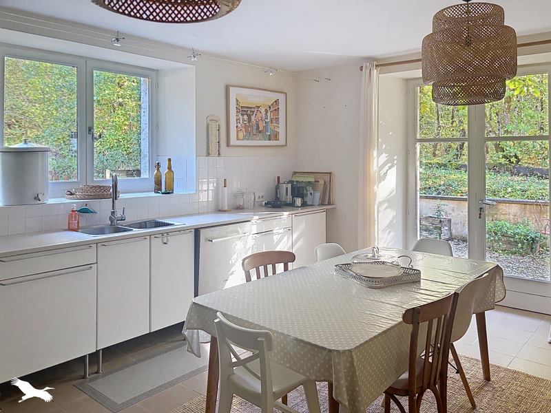 Vente Maison Teyjat - 6 pièces -235 m² - (24300)