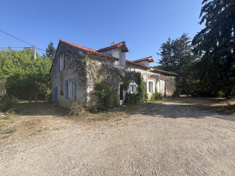 Vente Maison ST MARTIAL DE VALETTE - 6 pièces -157 m² - (24300)