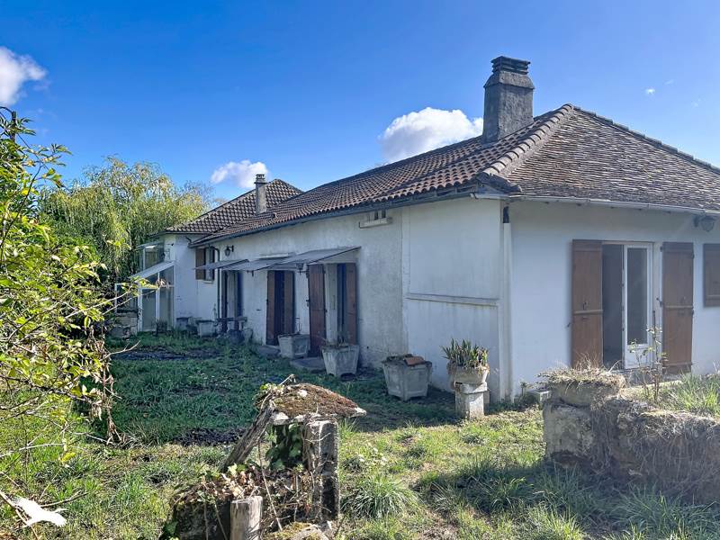 Vente Maison ST MARTIAL DE VALETTE - 9 pièces -190 m² - (24300)