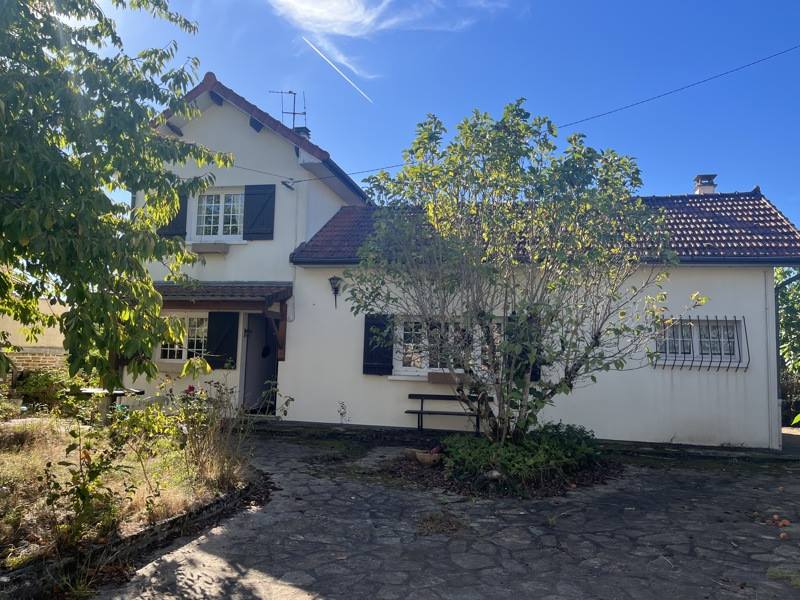 Vente Maison Saint-Saud-Lacoussière - 7 pièces -128 m² - (24470)